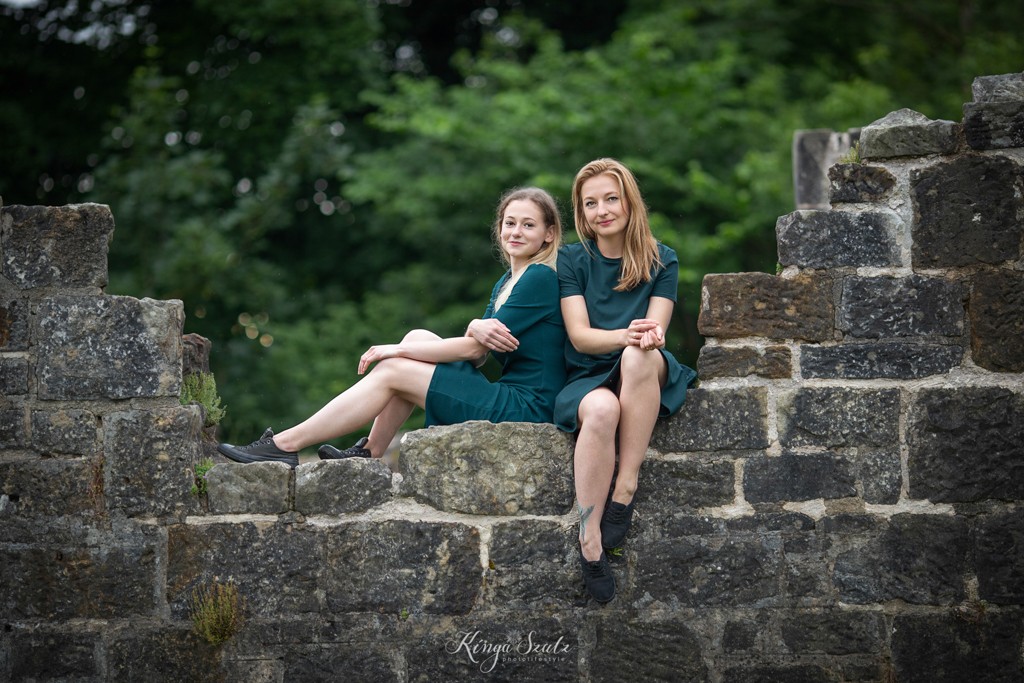 best friends outdoor photoshoot on the ruins located in Mugdock Country Park,