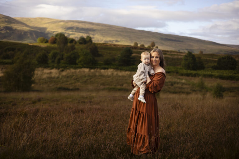 sunset outdoor family photoshoot Glasgow