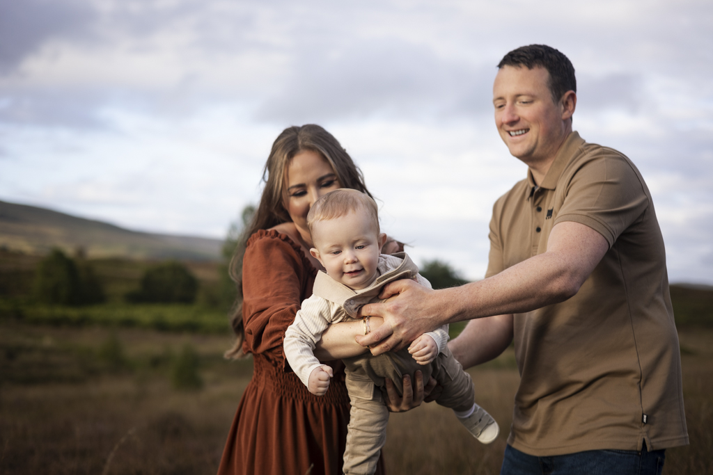 outdoor family photoshoot Glasgow