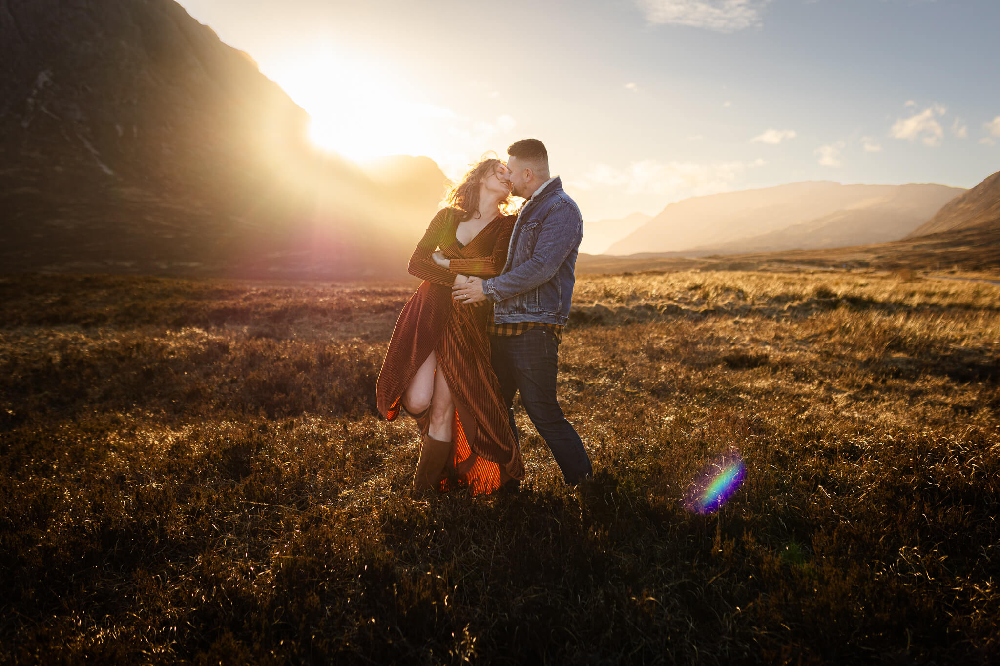 sunset couple photoshoot at Glencoe, Scotland
