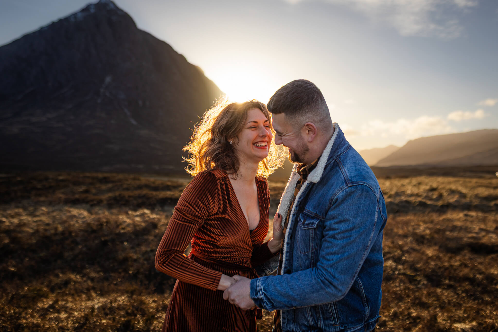 sunset couple photoshoot at Glencoe, Scotland