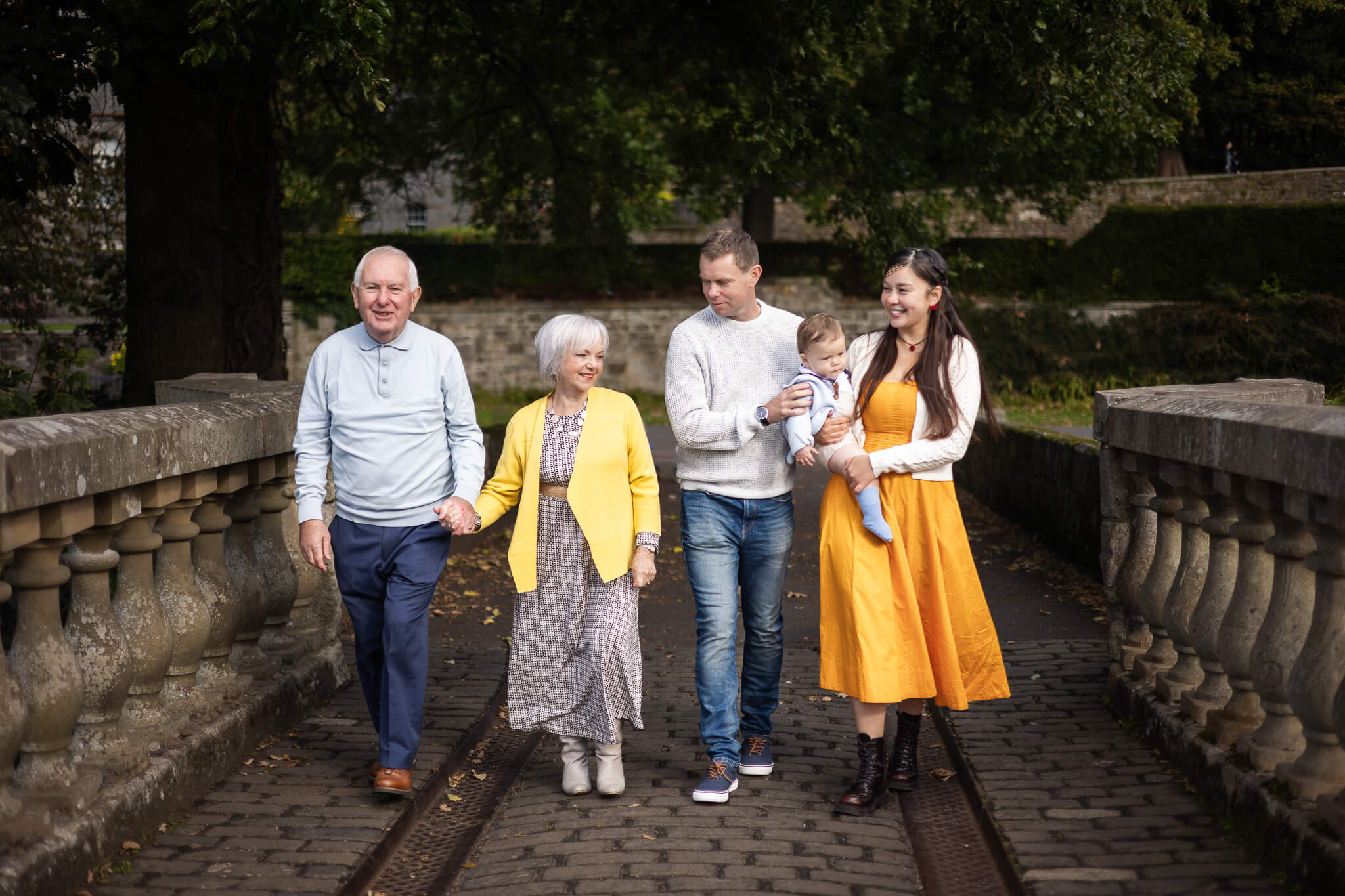 Family Photoshoot with Grandparents, Glasgow, Pollok Country Park