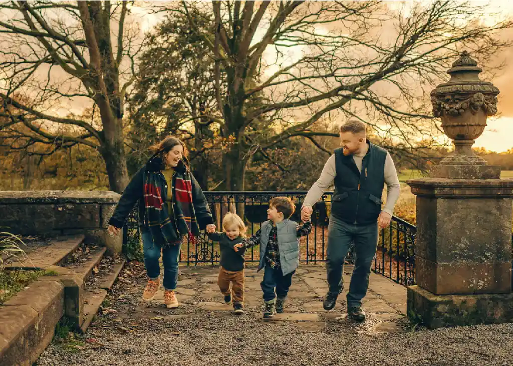 Best Photoshoot Locations in Glasgow for Families, Maternity & Portrait Sessions